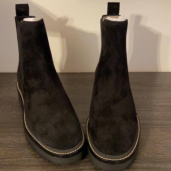 Tory Burch Shoes - NWT Tory Burch ‼️LAST PAIR‼️